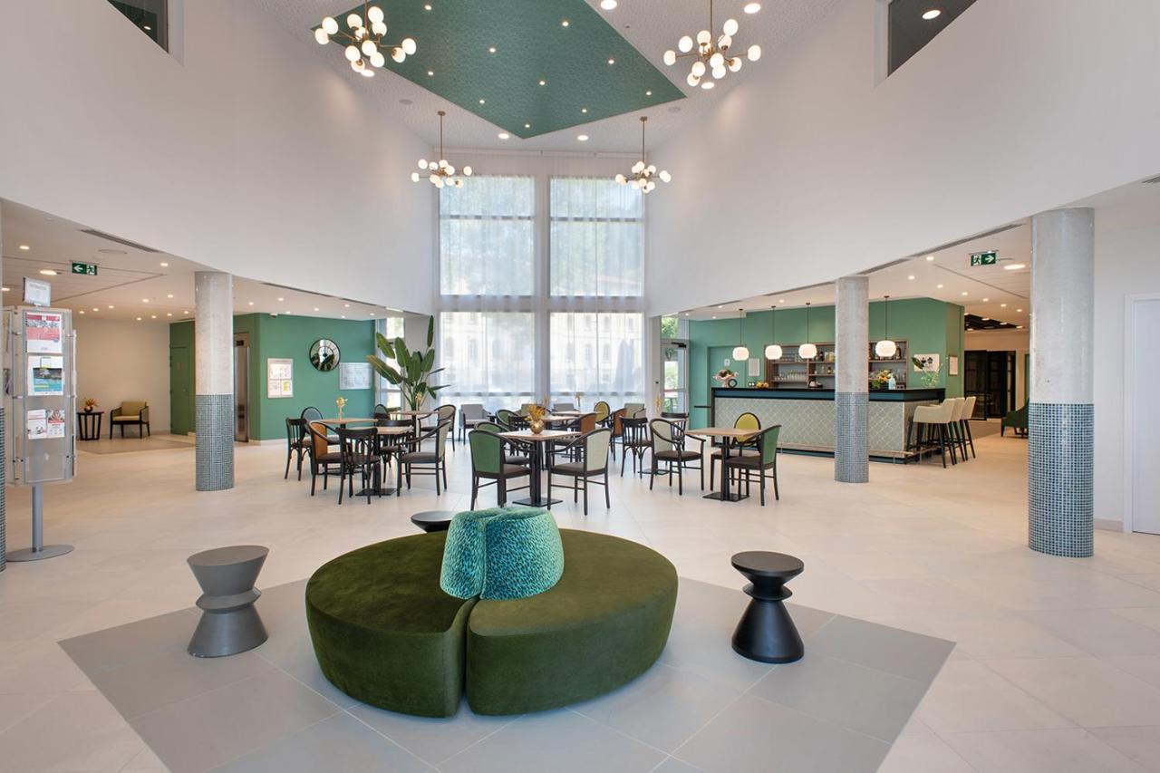 Residence Services Seniors Domitys Les Eaux Vives Digne-les-Bains Luaran gambar
